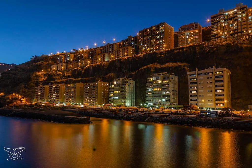 Seafront Marina 9 *